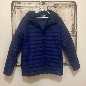 Lands End size large 10/12 lightweight, 9-37 degrees winter coat, in navy